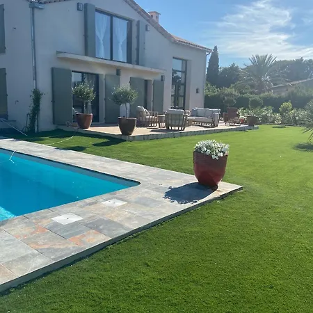 Jolie Maison Avec Vue Saint-Tropez